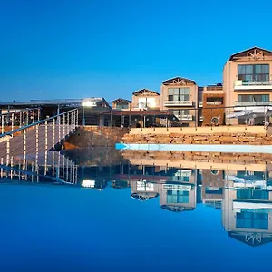 Istion Club & Hotel